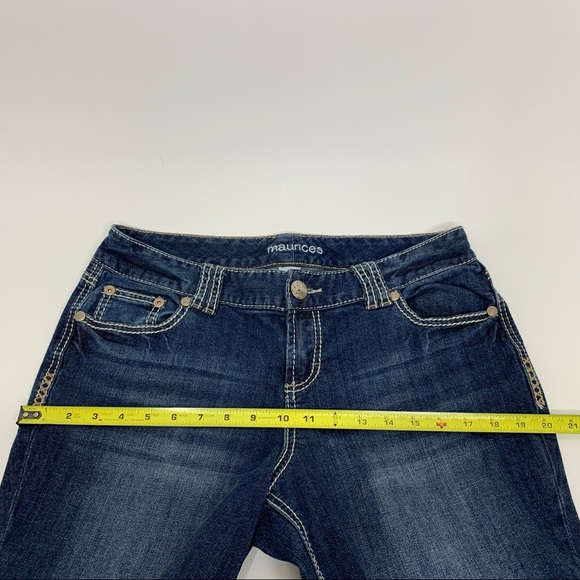 Maurices Contrast Stitch Embroidered Pocket Super Cropped Mid Rise Jeans 9/10 - Picture 11 of 13